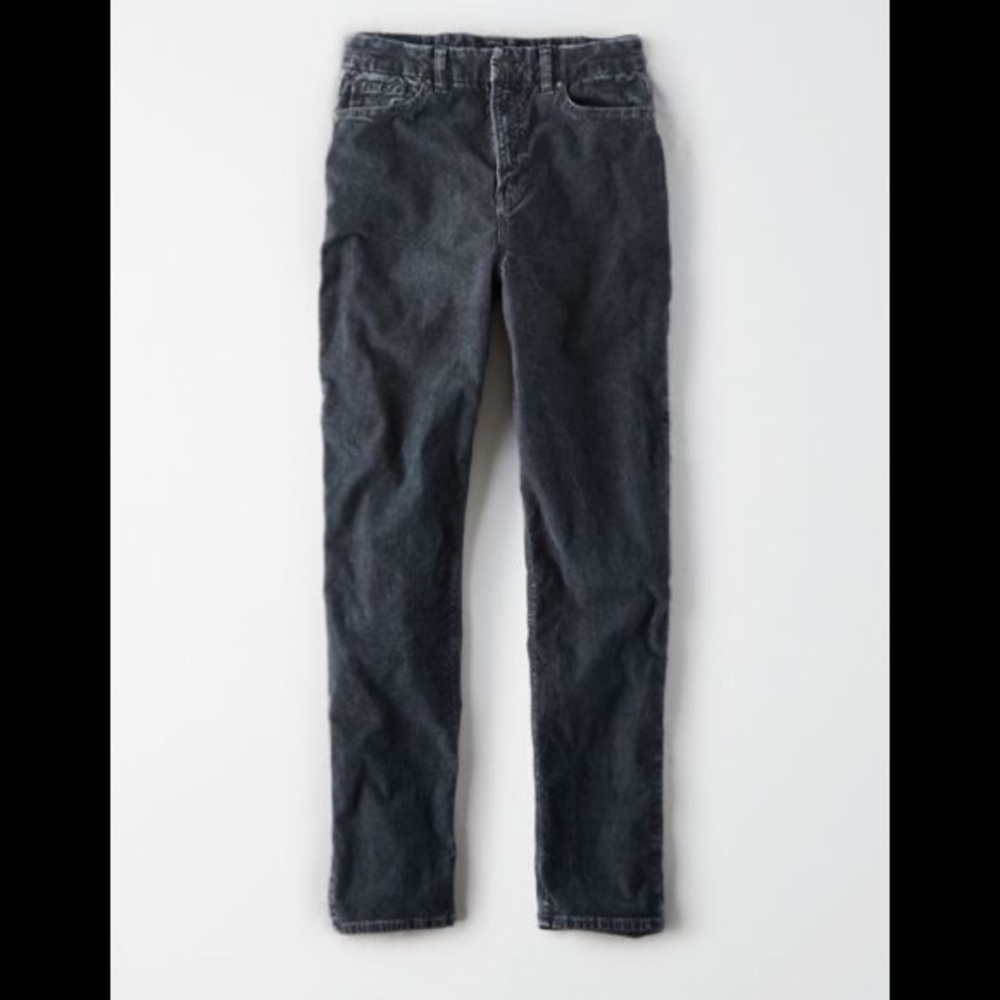 BRAND NEW Curvy Corduroy mom jeans - AE
